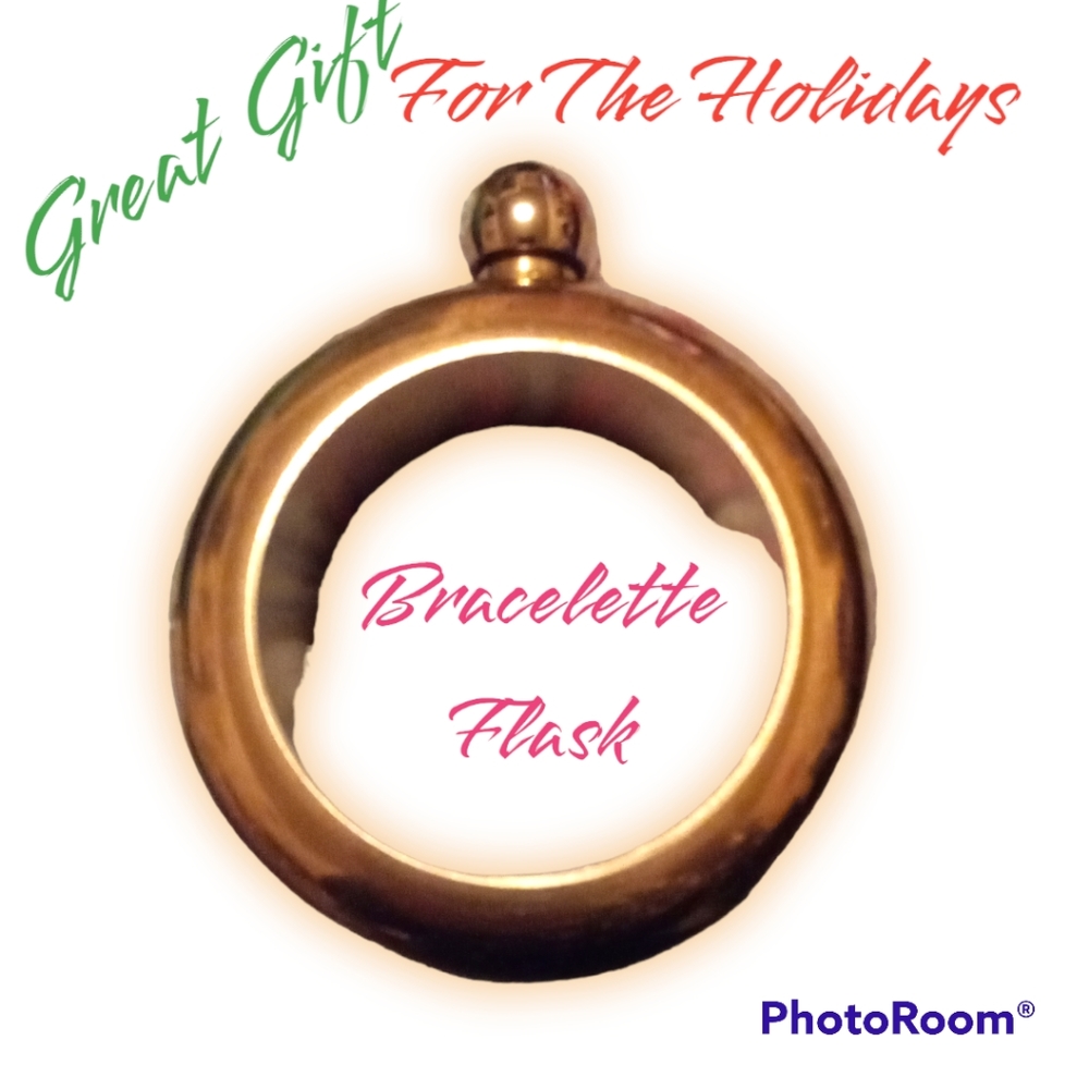 Bracelette flask